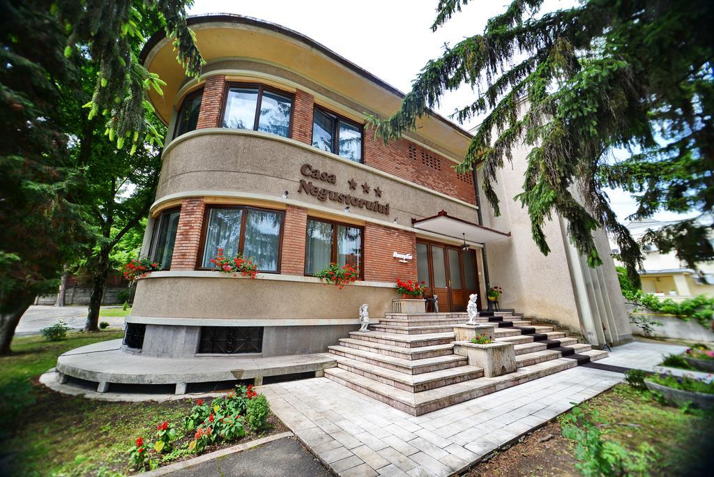 Casa Negustorului Hotel เดวา ภายนอก รูปภาพ