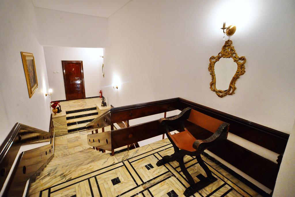 Casa Negustorului Hotel เดวา ภายนอก รูปภาพ